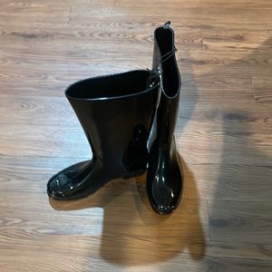 Time and Tru Rainboots